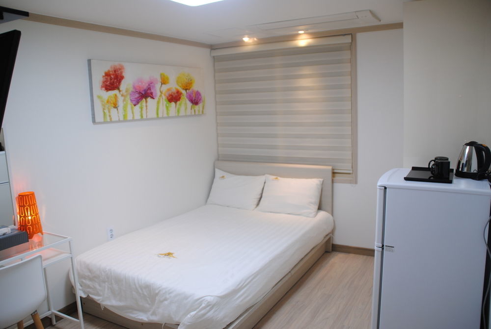 Inn-The City Seoul Exteriör bild